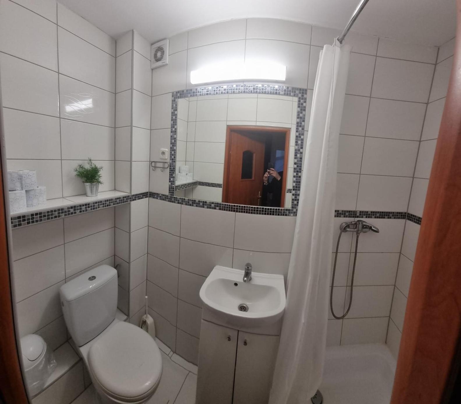 Pokoje Goscinne Syrenka Ustka Exteriör bild